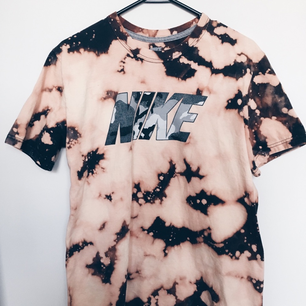 nike bleach tee